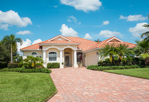 Best Professional Driveway Pavers  in Bartlett, TX